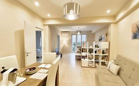 Budapest Hideout In Style With Free Parking - Luxury Apartment